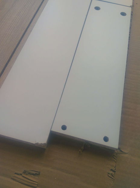 Konyhaszekrény Domini NEW (fehér + Sonoma tölgy) *bazár