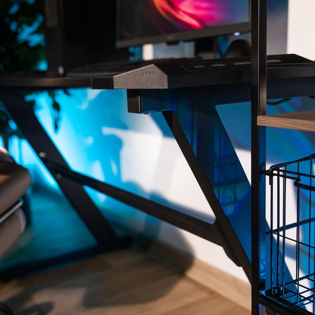 Számítógépasztal Jomir