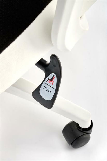 Uredska fotelja- Halmar