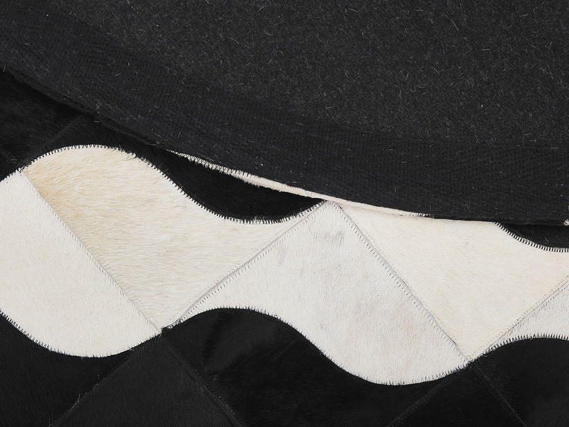 Koberec 140 cm KELYA (čierna)