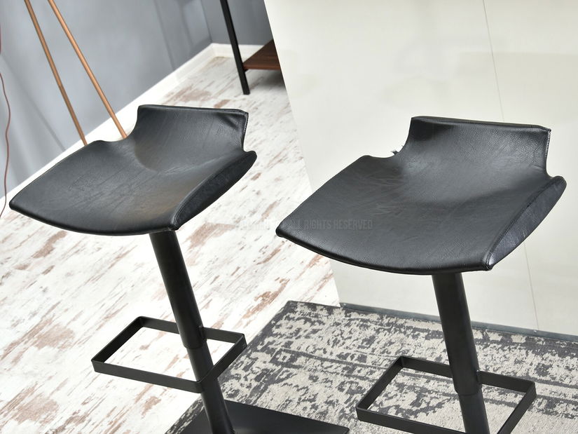 Stolička Bruno (čierna)