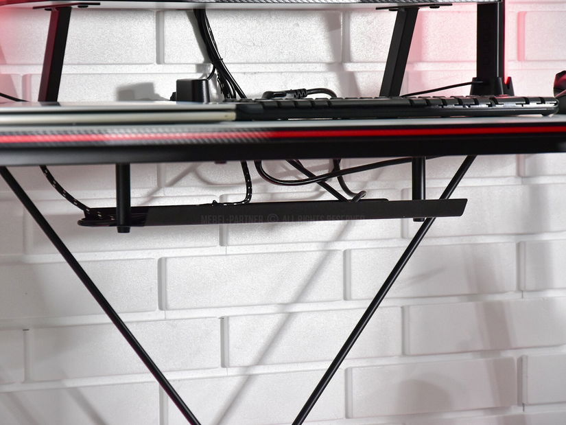 PC stolić Stigma (bijela + crna)