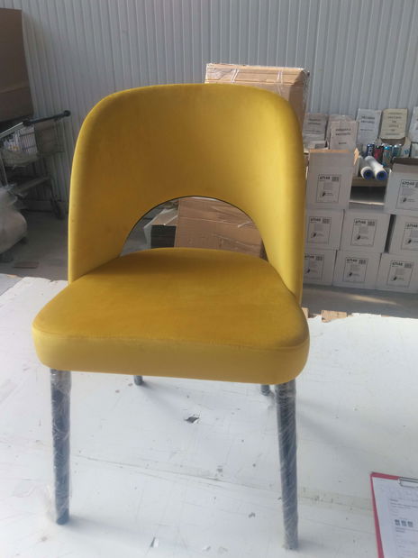 Stolička JK84 (žltá + čierna) *bazár