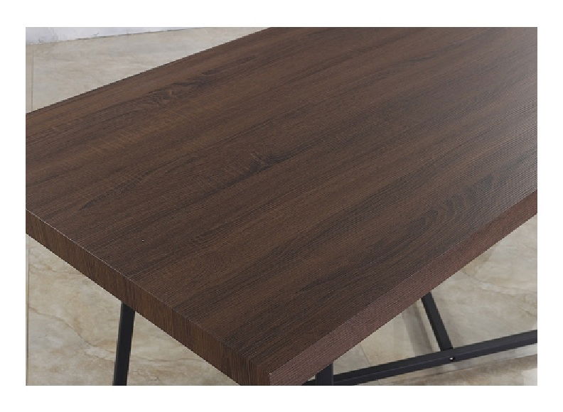 Jedálenský stôl Cleem (pre 4 až 6 osôb)