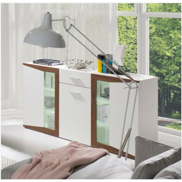 Vitrína Peaslake P4