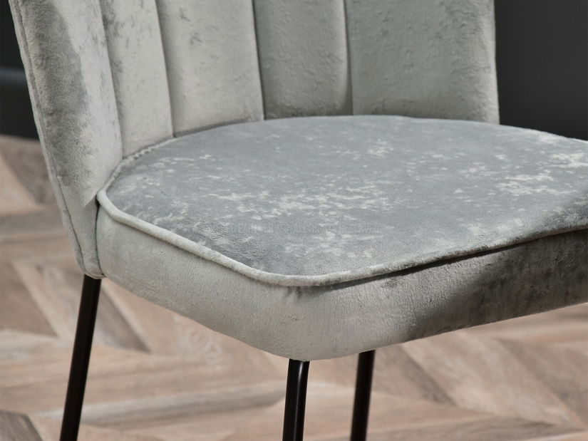 Jedálenská stolička Obrar (sivá + čierna)