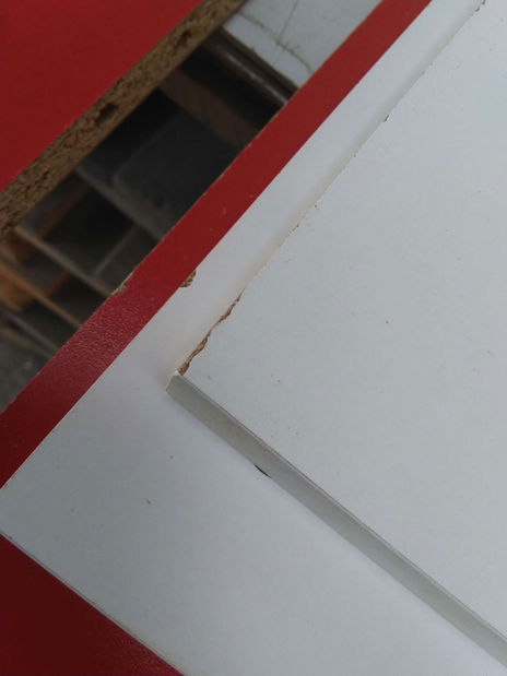 Konferenční stolek Toby (Bílá + Červená) *bazar