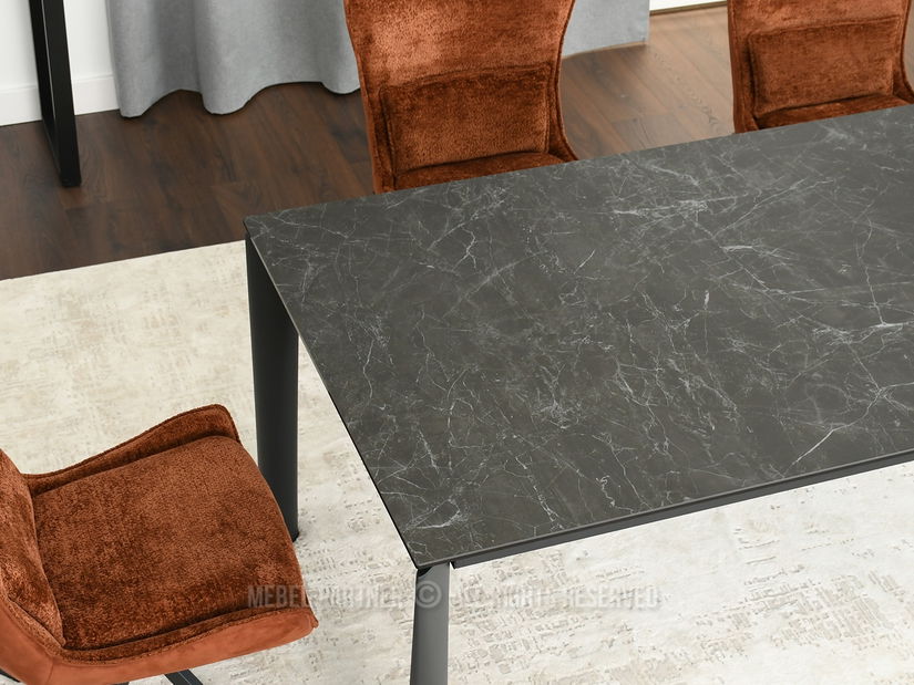 Jídelní stůl Tornado (černý mramor + černá)