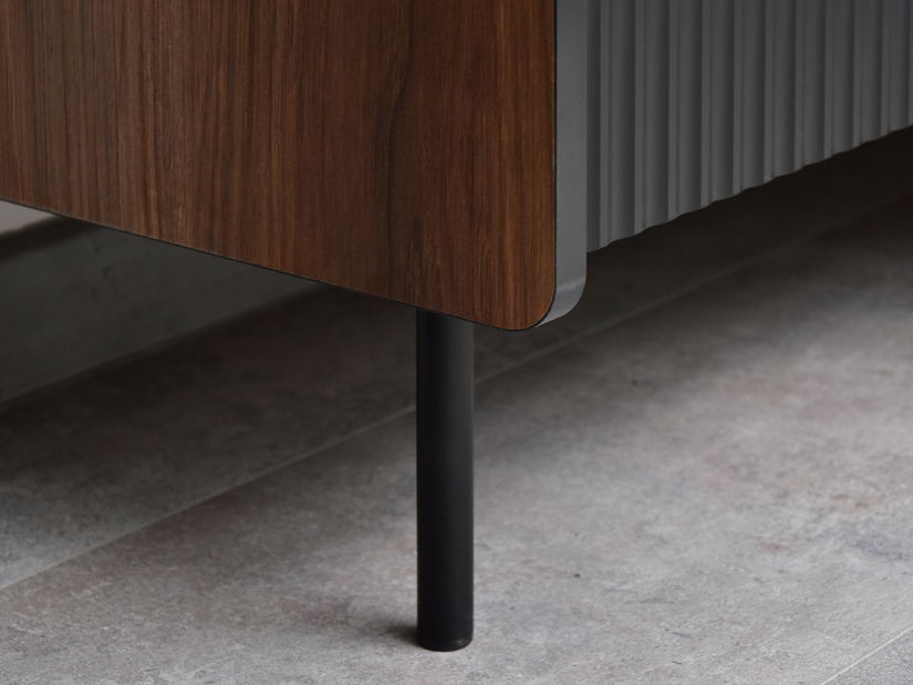 Komoda Protegidas P08 (černá)