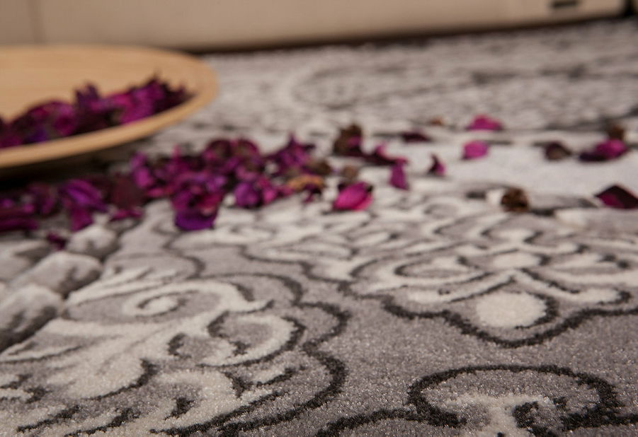 Kusový koberec Palas 575 Silver