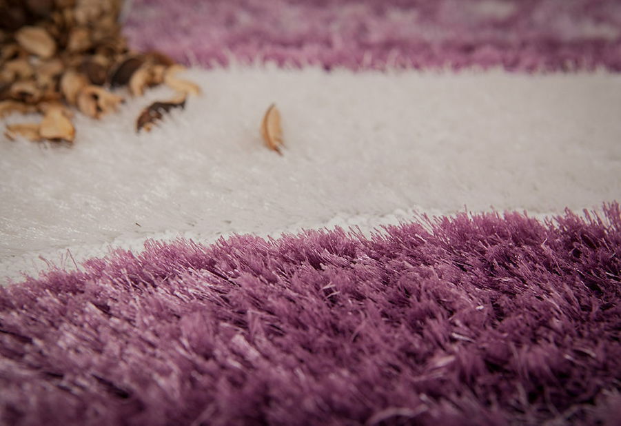Kusový koberec Selin 826 Violet