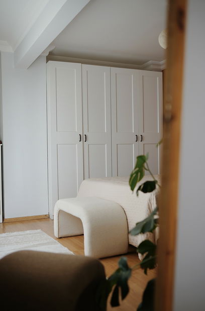 Taburetka Naos 2 (bílá)