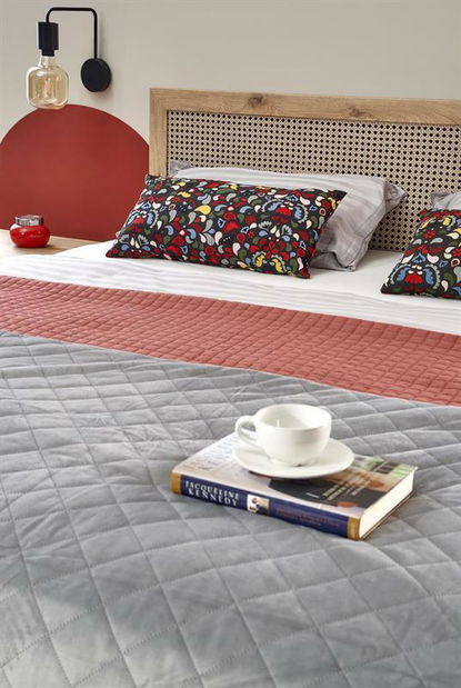 Rozkládací jídelní stůl 160-240 cm Elvira (přírodní dřevo) (pro 6 8 osob)