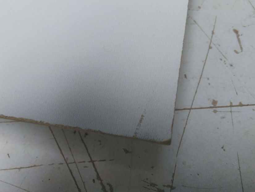 Dolní kuchyňská skříňka Ozara SZ40 SZ1 (bílá + červený lesk) *bazar