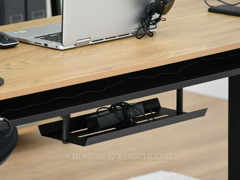 PC stolek Osto 140 (dub černý + černá)