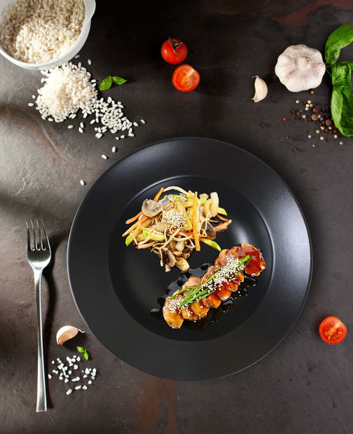 Hluboký talíř Pluto (černá)