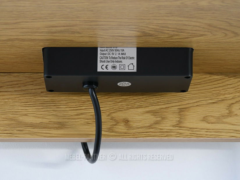 Noční stolek Entrevista (bílá)