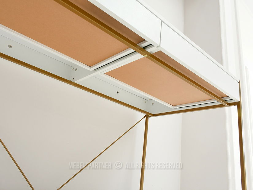 PC stolek Unica (bílé dřevo + zlatá) *bazar