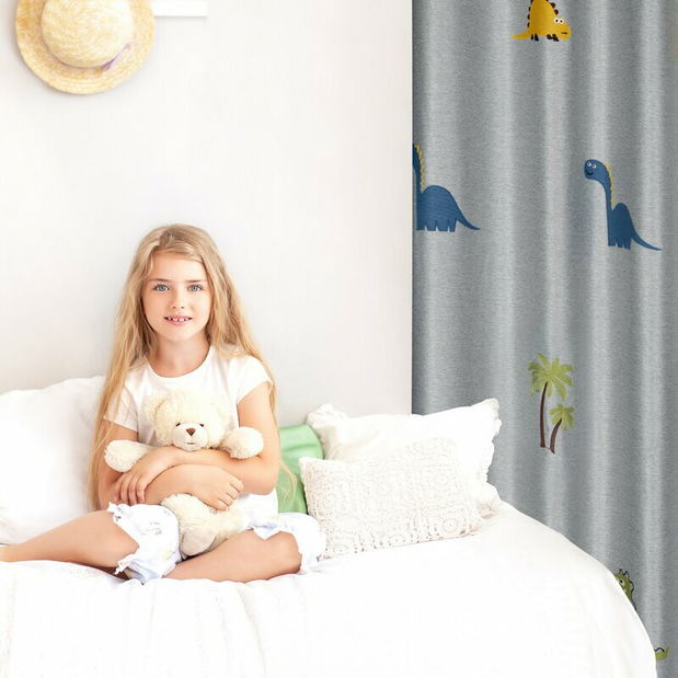 Záclona 140x250 cm Dinos (stříbrná)