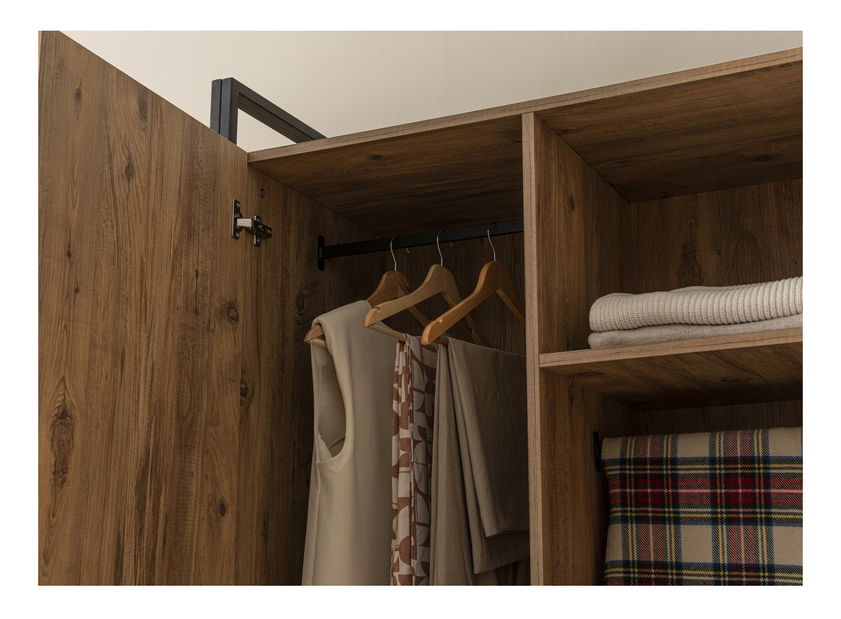 Šatní skříň David 44 (atlantická borovice)