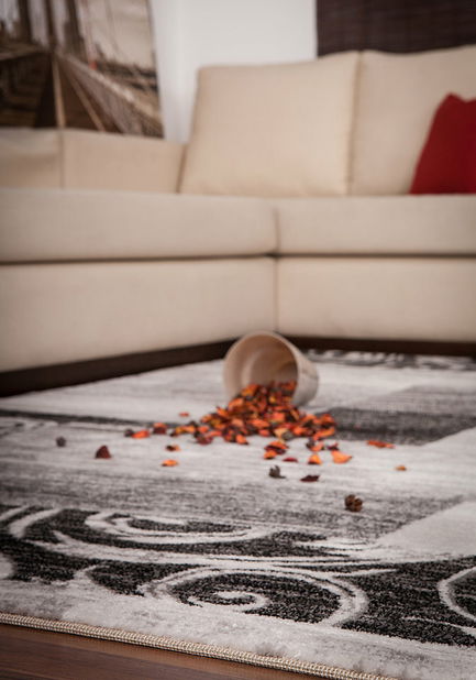 Kusový koberec Neo 330 Silver