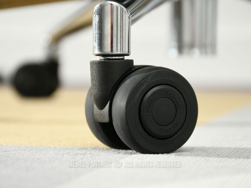 Křeslo Lionel (černá + chromová)