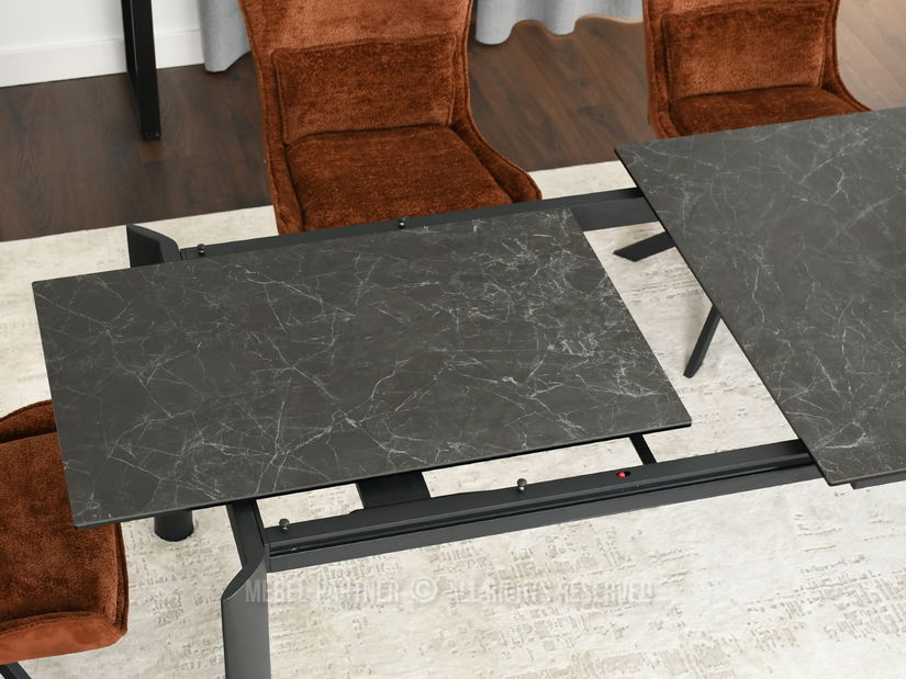 Jídelní stůl Tornado (černý mramor + černá)