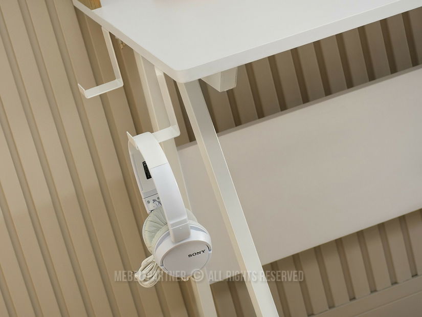 PC stolek Aviano (bílá)