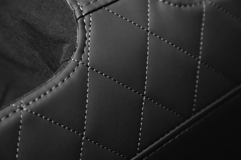 Křeslo Solar (černá)