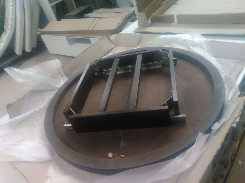 Rozkládací stůl A4 (ořech) *bazar