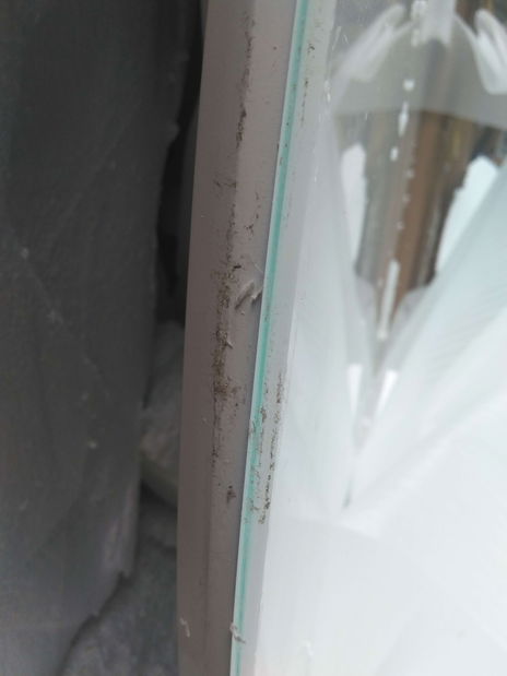 Jídelní stůl Zamon (pro 4-6 osob) (lesk bílý) *bazar