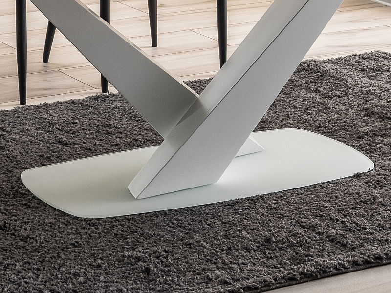 Rozkládací jídelní stůl 160-220 cm Carmen (černá + bílá) (pro 8 a více osob)