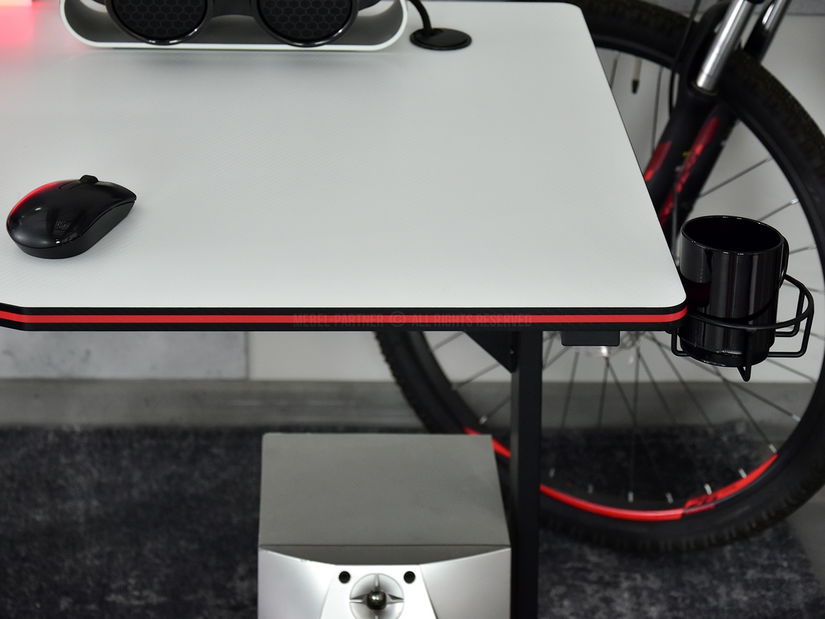 PC stolek Matts 160 (bílá + černá)