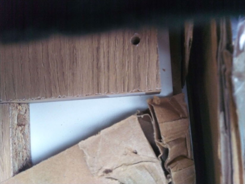 TV stolek/skříňka Damien (bílá + ořech světlý) *bazar