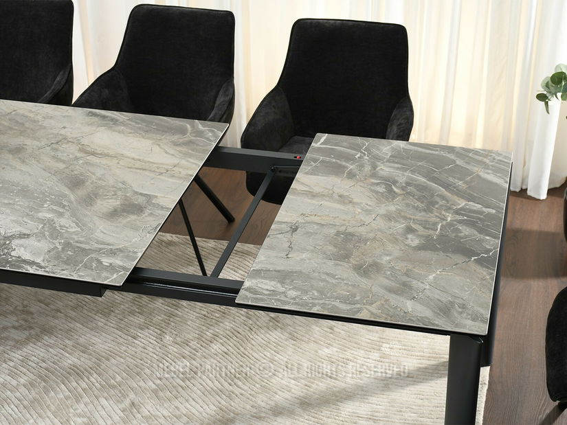 Jídelní stůl Telefonico (mramor + černá)