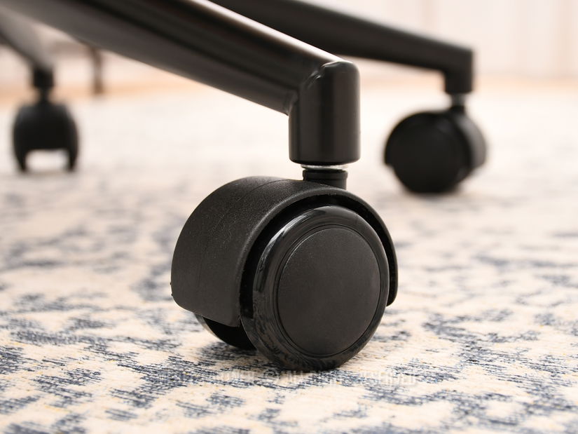 Křeslo Raynold (dub černý + černá)