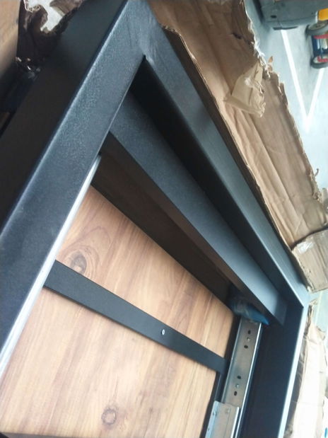 Jídelní stůl (pro 8 a více osob) Sliva (Borovica atlantic) *bazar