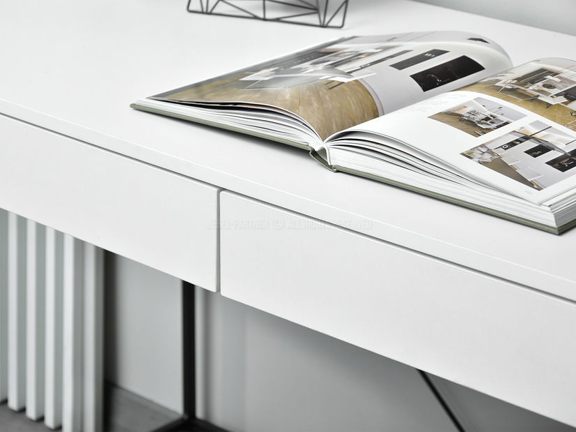 PC stolek Unica (bílá + černá)