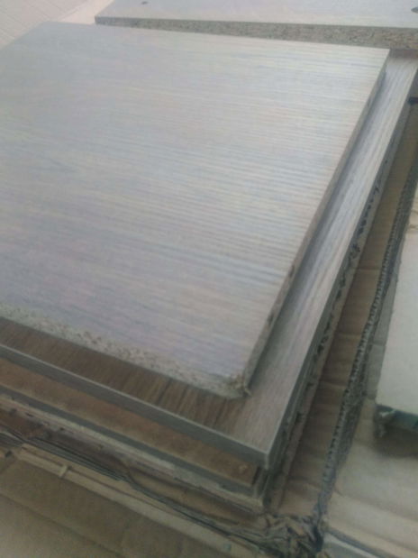 TV stolek/skříňka Emir (Ořech) *bazar