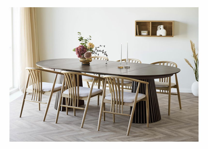 Jídelní stůl Omirina 4 (tmavě hnědá)