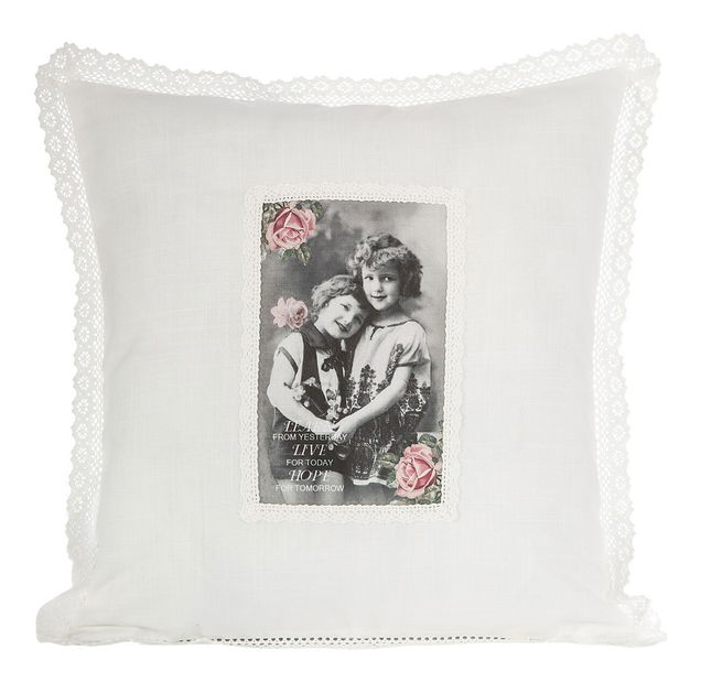 Ozdobný polštář 45x45 cm Maddie 2 (bílá) (1 ks)