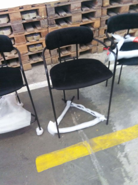 Židle Adel (černá) *bazar