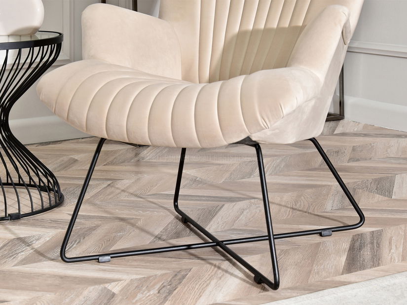 Relaxační křeslo Nuttshell (béžová + černá)