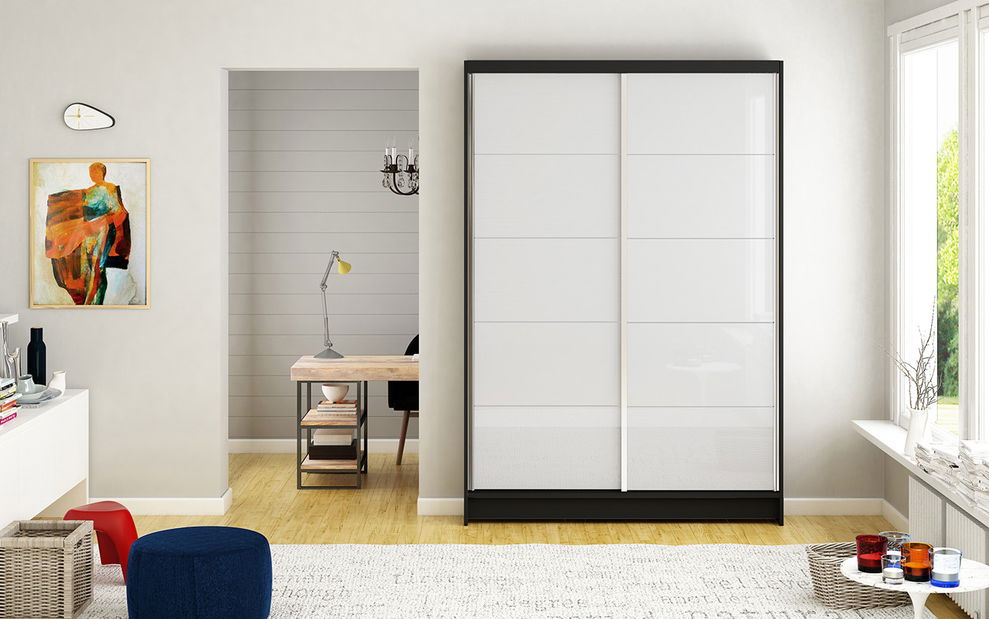 Šatníková skříň Marisol (černá + bílá)