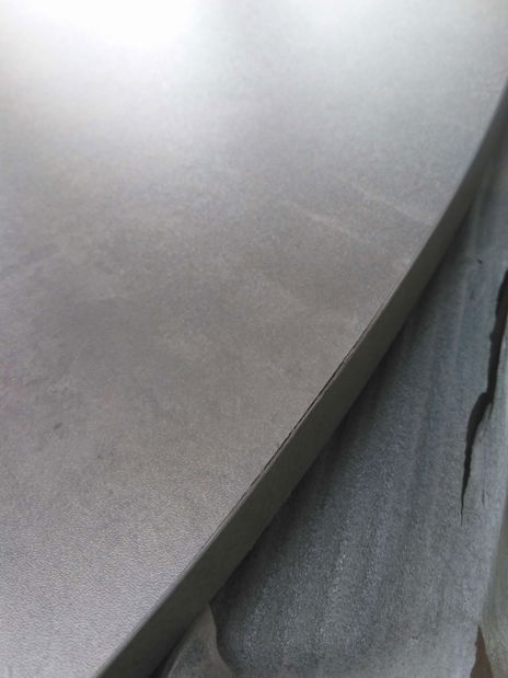 Jídelní stůl Bird (beton + černá) *bazar