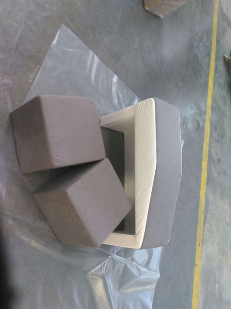 Rohová sedačka Hasina (sivá + čierna) (s poličkou a taburetkou) (s bonell pružinami) (P) *bazar