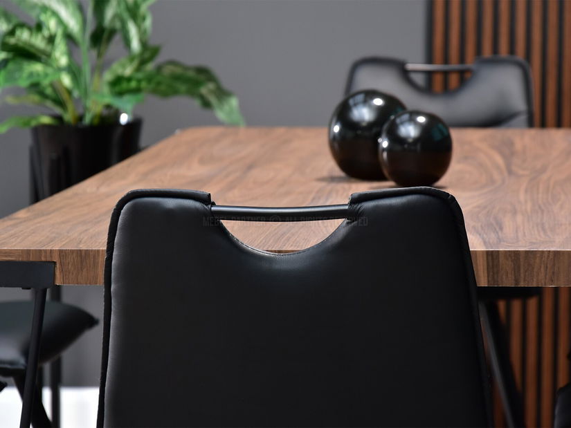 Židle Ruben (černá)