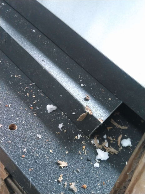 Skříňka Luna (antracit + stříbrná) *bazar