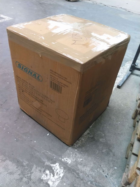 Jídelní stůl Alphonse (šedá + černá) (pro 4 osoby) *bazar