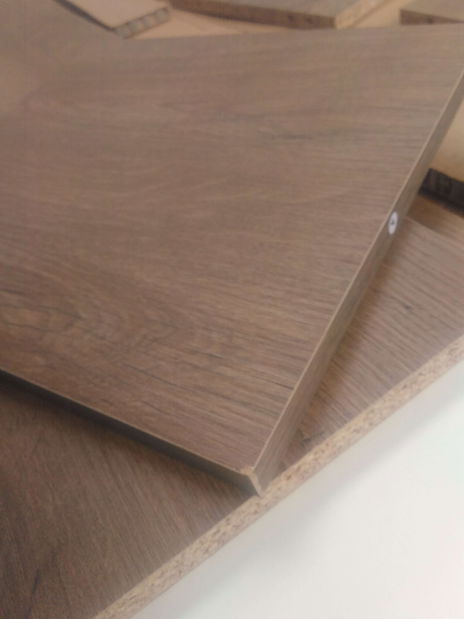 TV stolek/skříňka Emir (Ořech) *bazar